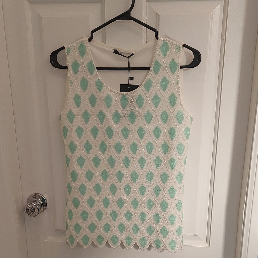 Mint Green and White Sleeveless Top